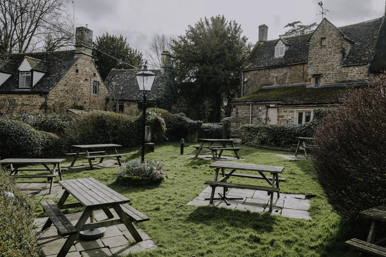 צ'יפינג נורטון The Falkland Arms מראה חיצוני תמונה